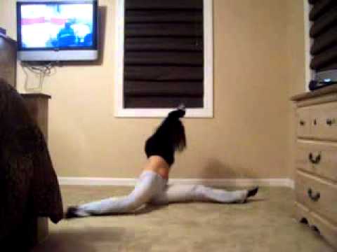 Ass Shaking girls super hot naked - YouTube