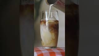 Mixing An Ice Cold Coffee القهوة مع الثلج