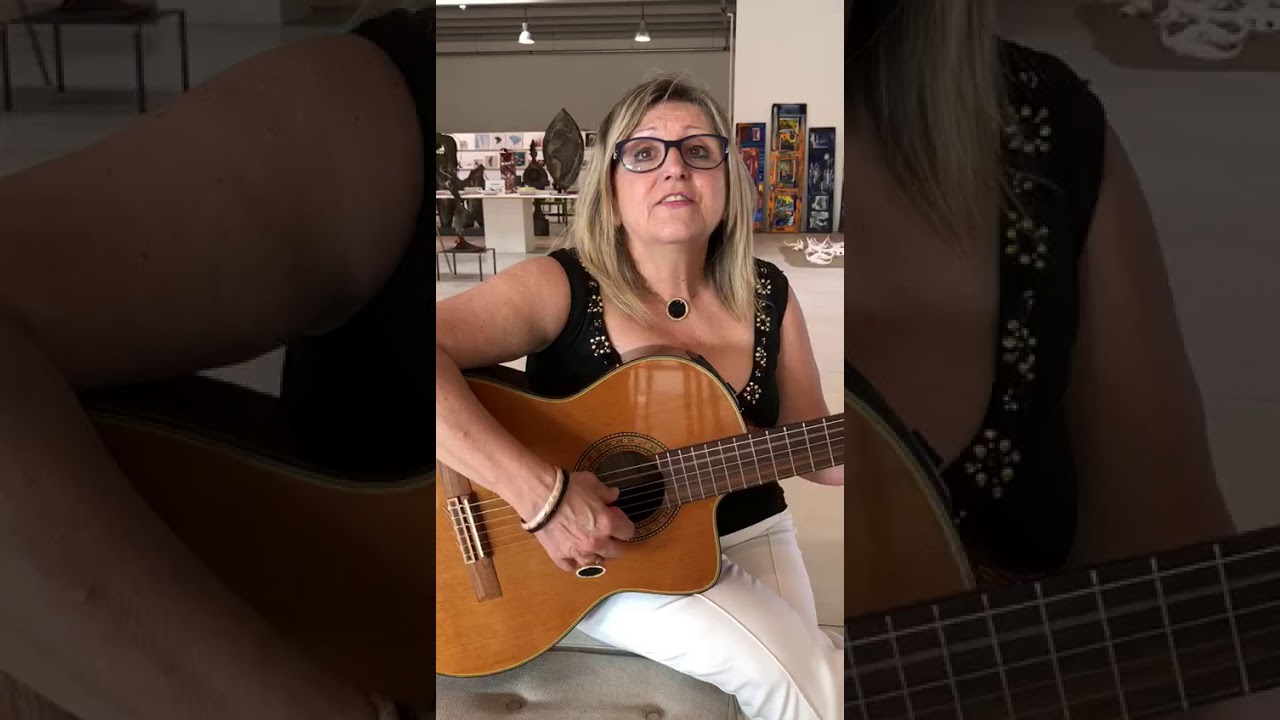 E spingule francese presso Cilento outlet - YouTube