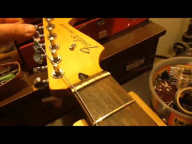 grover tuners strat