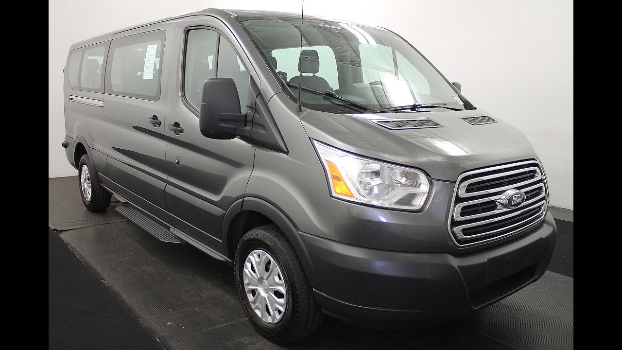 2015 ford 15 passenger van