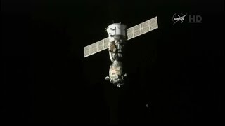 Soyuz TMA-14M Undocking (time lapse)