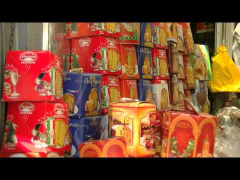 ქუჩაში გამოფენილი პასკები