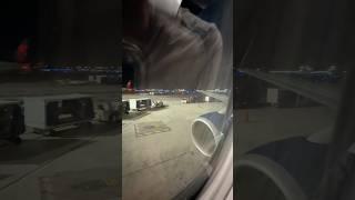 Delta 737-932ER N890DN Engine shutdown #737 #delta #plane #engine  #shorts #viral #fyp #foryou #page