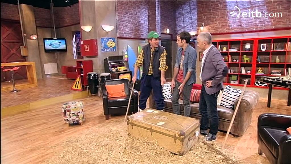 Segundok beste erabilera bat eman nahi dio platoari