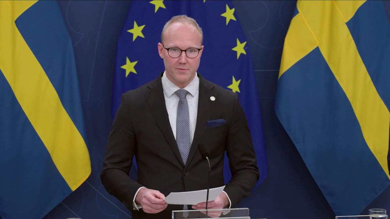 Pressträff om en ny mottagandelag