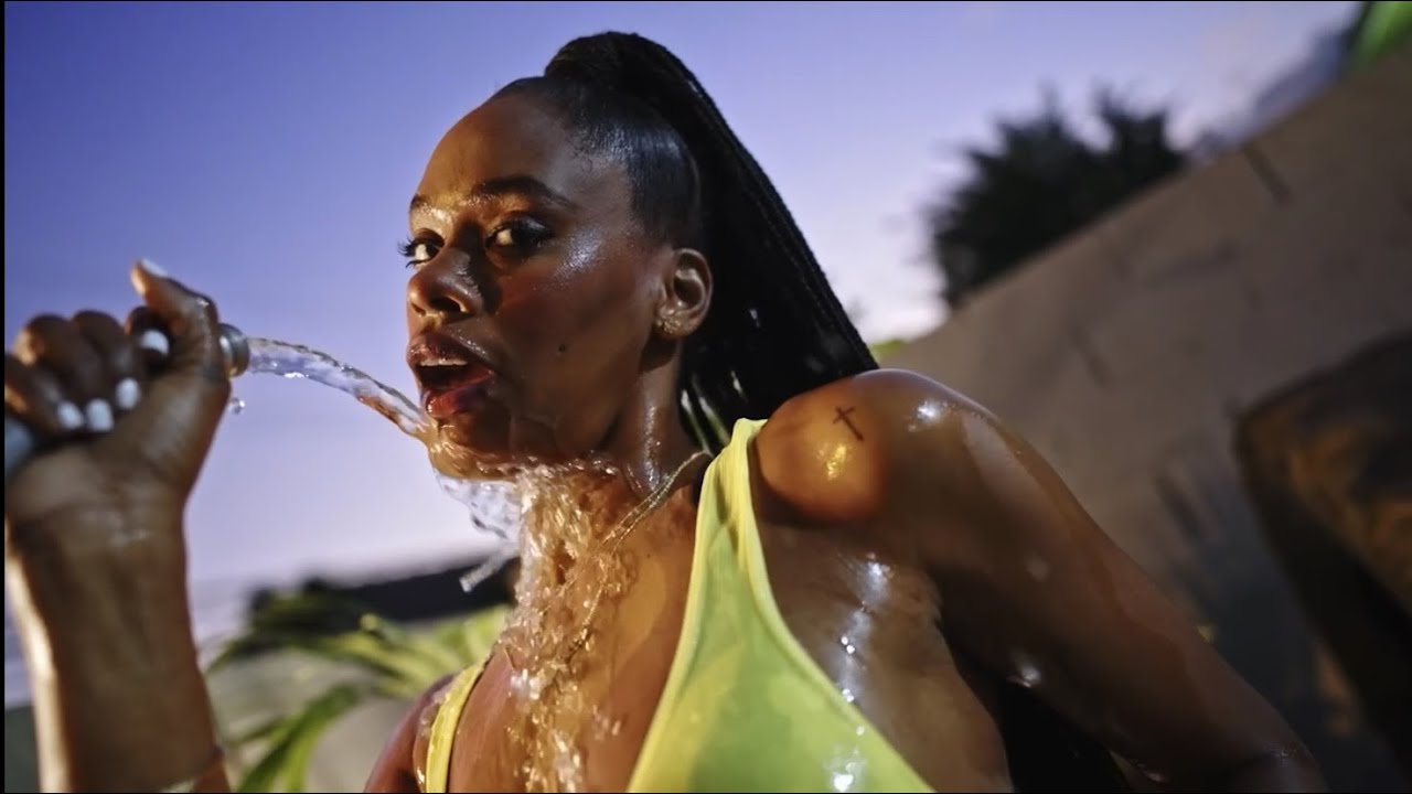 College Boy Jesse: "Summer Body" Ft. Cheem