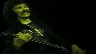 Black Sabbath - tony iommi guitar Solo - Live 1978 (HD)