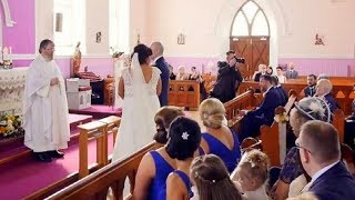 Wedding Ceremony Interrupted By Voice From The Back – Bride Turns Around And Starts Sobbing