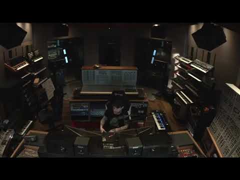 deadmau5 RANTS about kicks
