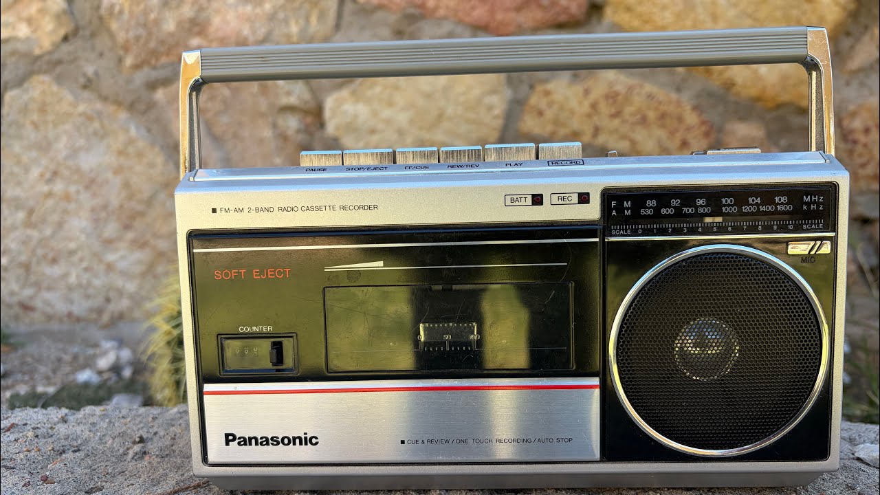 Vintage Mini Radio National Panasonic RX-1822 Cassette Player