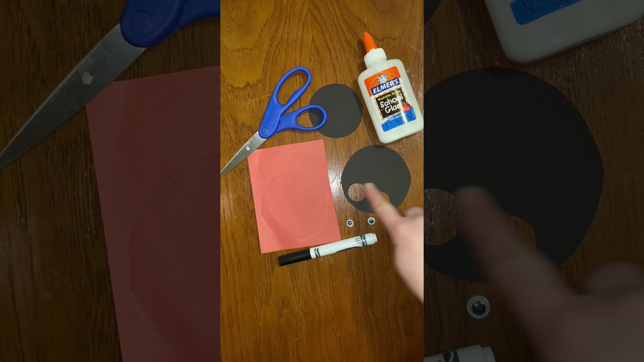 Ladybug finger puppet 5/27 - YouTube