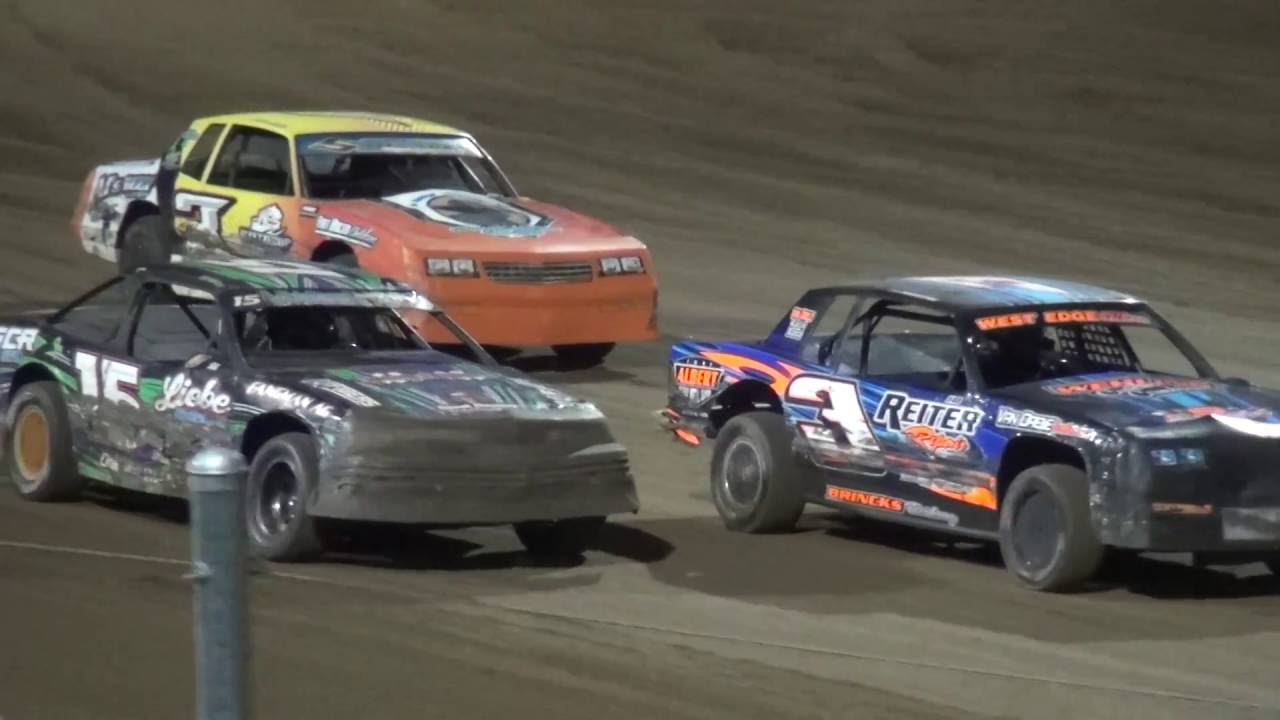 IMCA Stock Car Championship feature Independence Motor Speedway 8/27/16