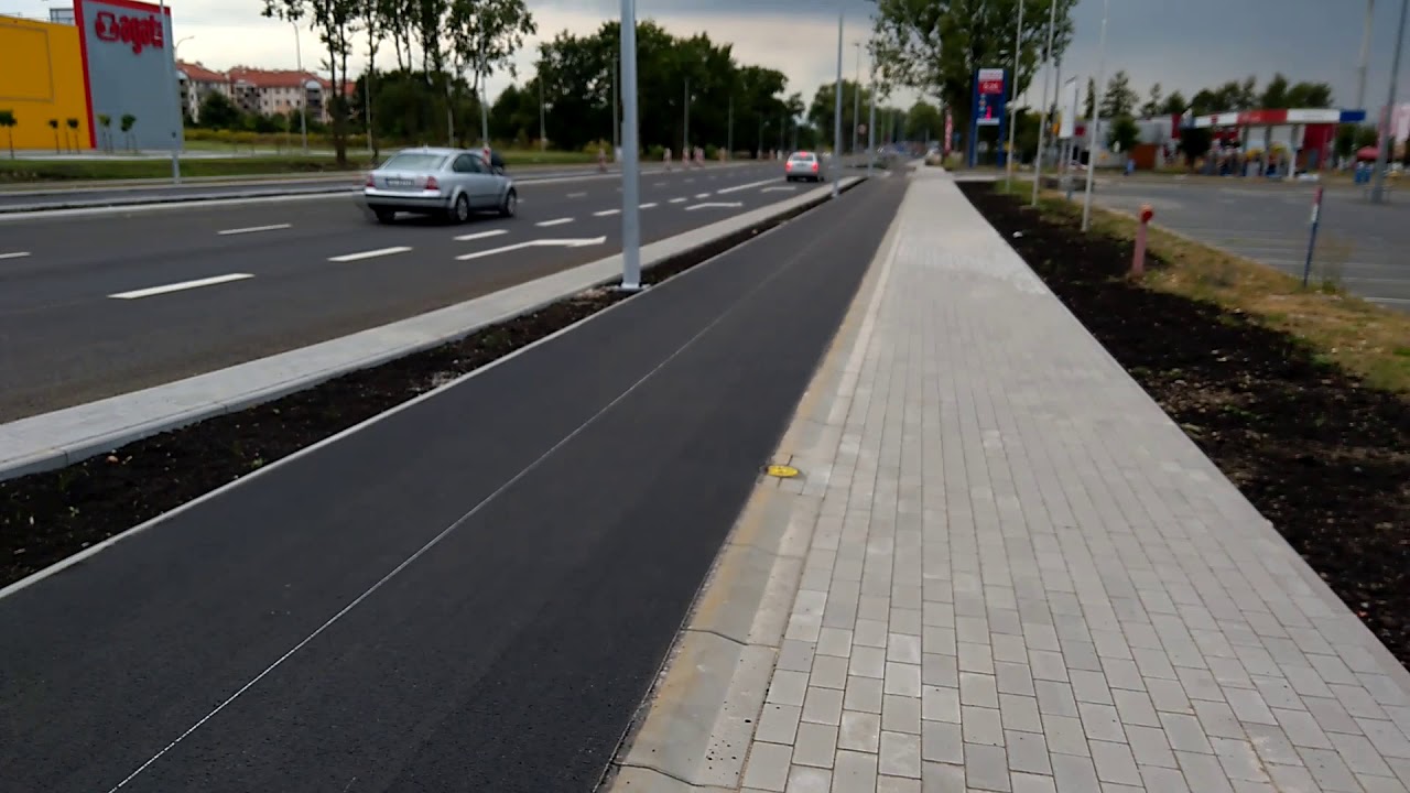 Дороги, тротуары, техника в Польше - YouTube