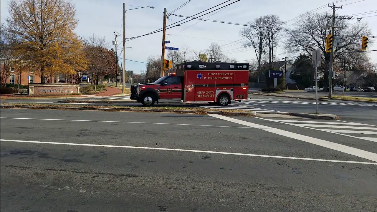 Vienna Volunteer Fire Department Medic 402 responding to medical emergency YouTube