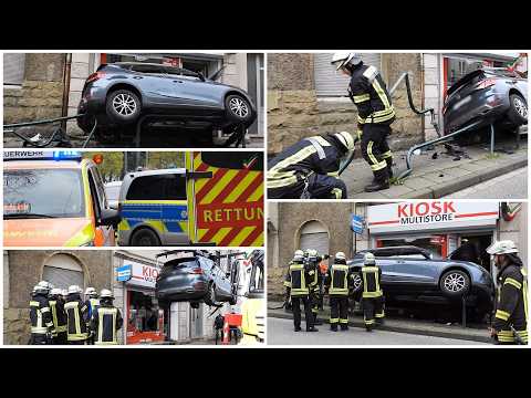 2026 04 03 🚨 Kurioser Unfall - PKW vs. Schaufenster und Gehweg-Begrenzungen - Bergung on Tape