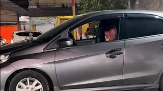 Cewekku Pacaran Lagi Dengan Atasannya