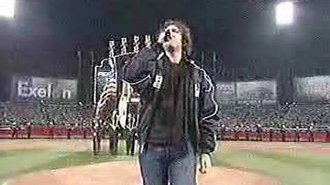 Josh Groban sings national anthem