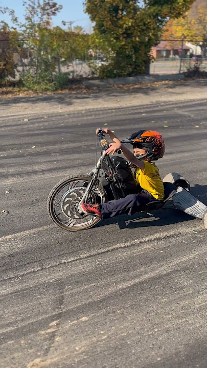 Golden Boy on the Electric Drift Trike!! #FriYay #shorts ⚡️🔥