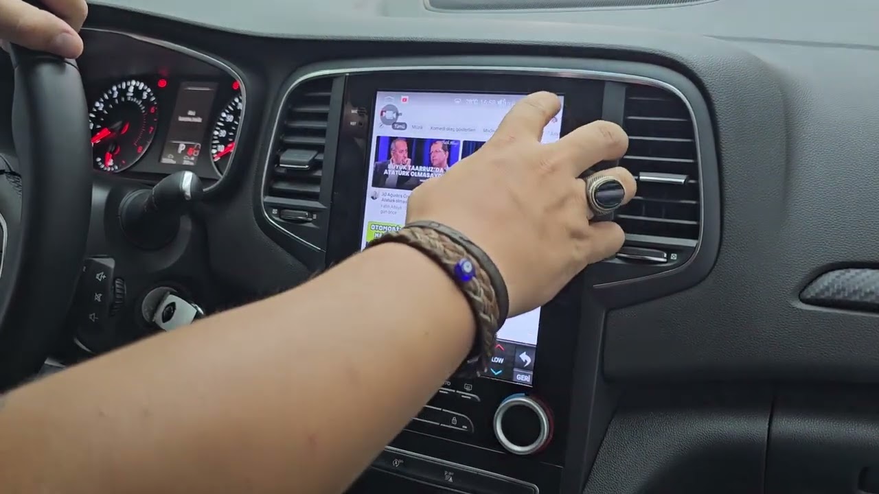 Afyondan Manisaya 2022 Megane 4 //  Komple Chrome Aksesuar 6GB Ram 64GB Hafıza Carplay Tesla Ekran