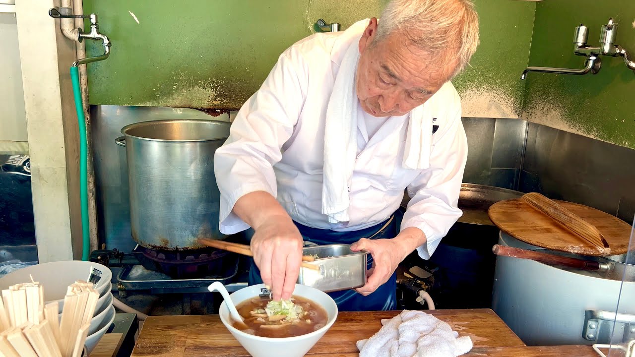 Ультратонкая лапша! Стоячая раменная с 70-летней историей в Цукидзи【Цукидзи Вакаба】 #japanesefood