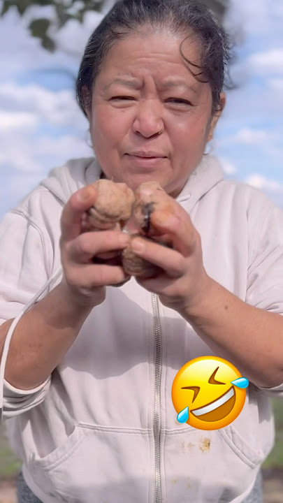 Momma Funny Time🥰||Walnut 😘#youtubeshorts #viralshorts #shorts