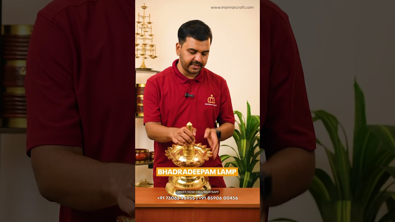 ✨ Handmade Kerala Brass Bhadradeepam Vilakku | Traditional Elegance for Your Home & Rituals 🪔

🌿 B