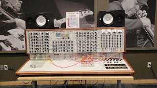 Analogue Solutions Colossus: A Single Self-Contained Analogue Sequence