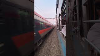 20632 Thiruvananthapuram Manguluru Vande Bharat exp crossing late running 16345 Netravati exp