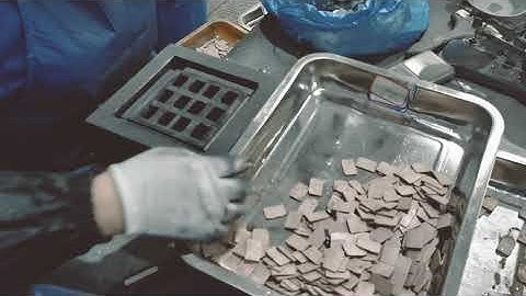 Fullux  segment moulding