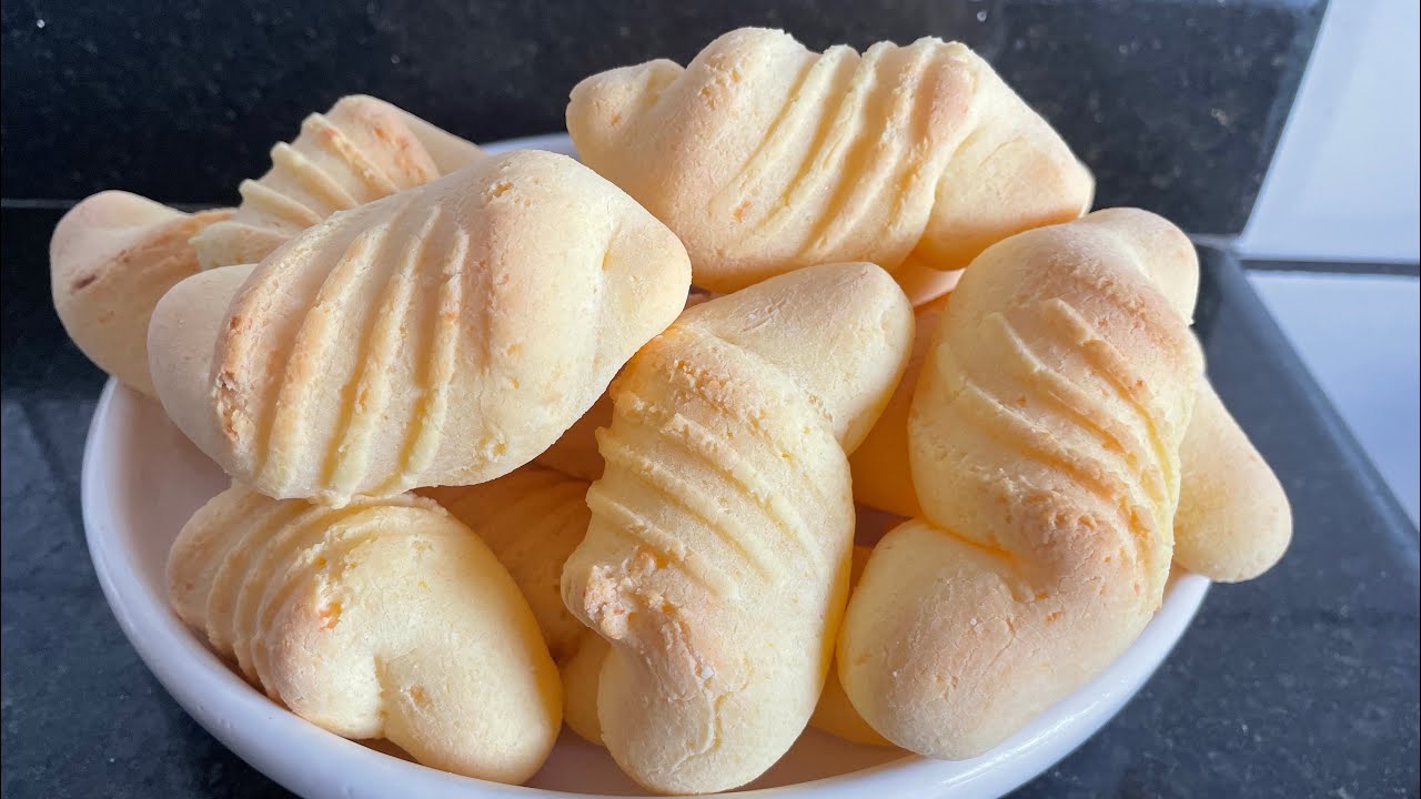 Biscoito de queijo com fubá