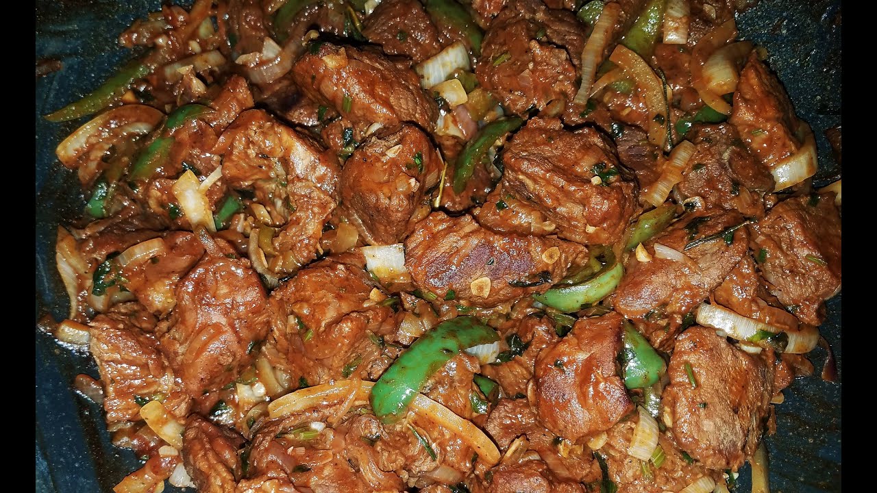 Guteka inyama zumutse n'ibitunguru || delicious beef and onions garnish -  YouTube