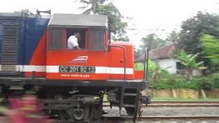 Balapan dengan Lokomotif CC 201 102