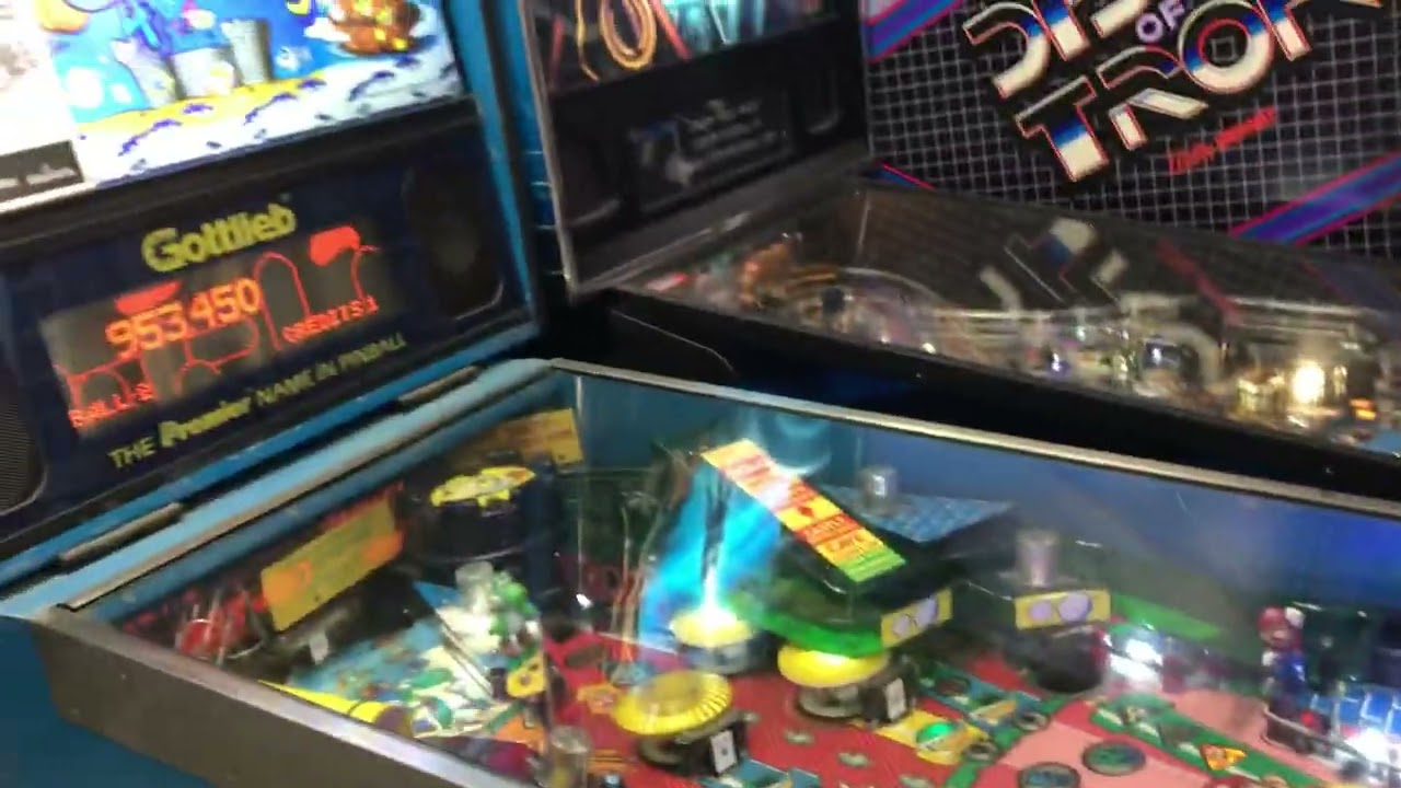 Super Mario Bros. (1991) Pinball Machine