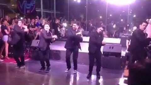 Universal Motion Dancers - 90