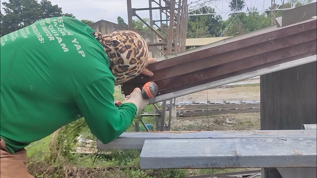 wall flashing end flashing and gutter installation - YouTube