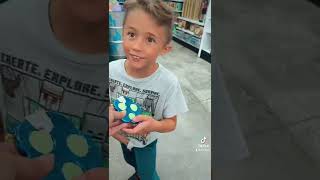 Who picked the✨ BEST ✨FIDGET from five below?