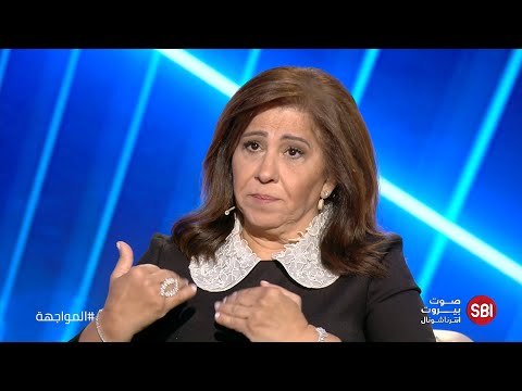 فيديو: لماذا كلبي الشخير ولعق الجدران؟