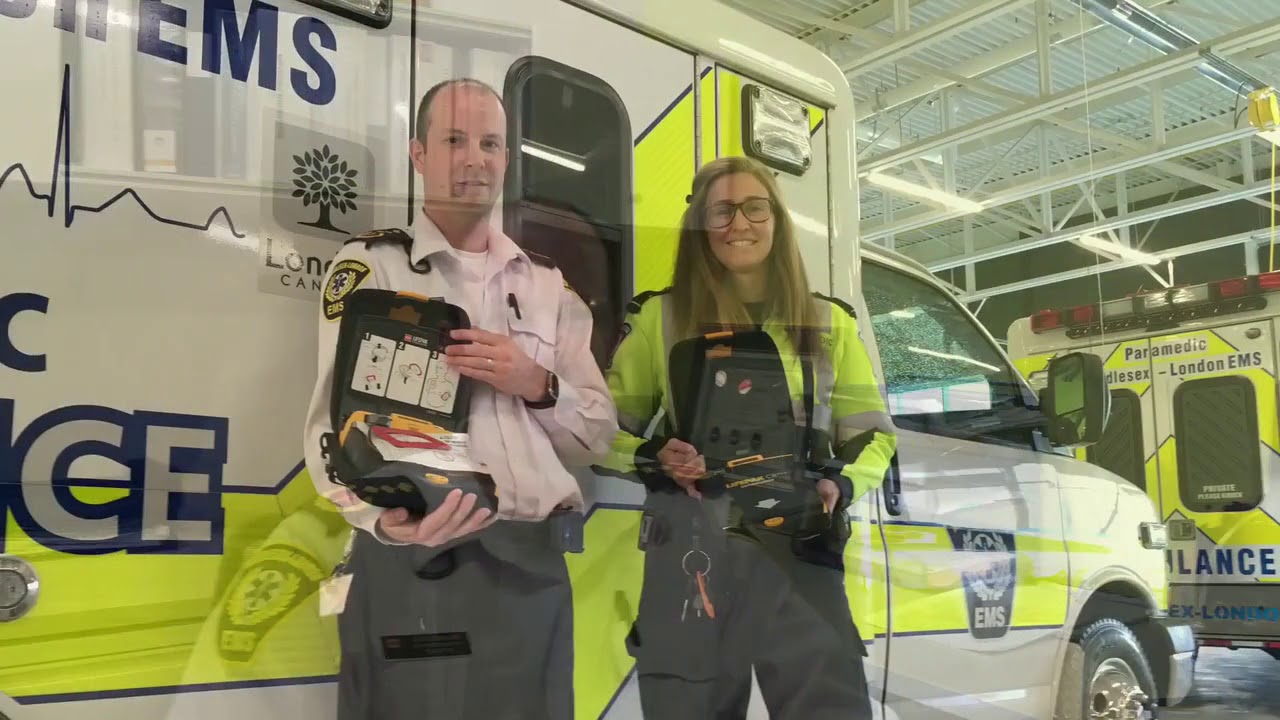 camera iphone 8 plus apk Public defibrillators save lives