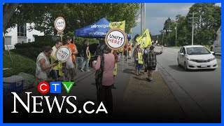 Public Service Workers In B.c. Begin Job Action