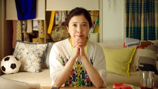 吉高由里子、ゆるい部屋着姿でスポーツ観戦　メイキング・インタビュー映像も公開　J:COM TV 新TVCM 「ルンルンスポーツ」篇