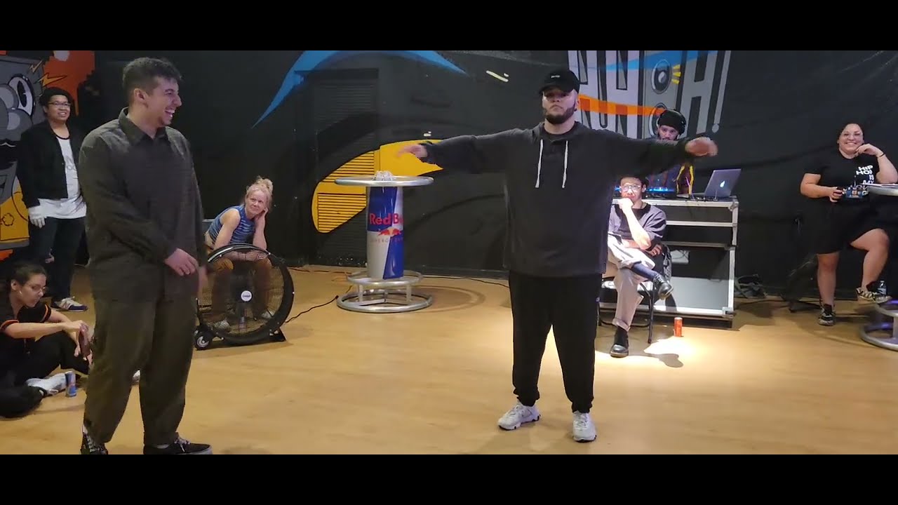 Inca vs. Panda Popping Battle