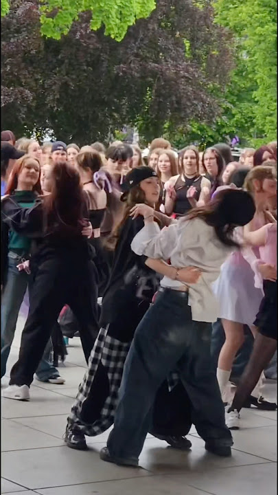 the slap at the end? 😭 #kpop #randomdance #dance #kpoprandomdance #enhypen #biteme