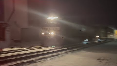 Eastbound ns intermodal 