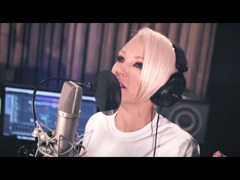 Gareth Emery x Emma Hewitt - Take Everything