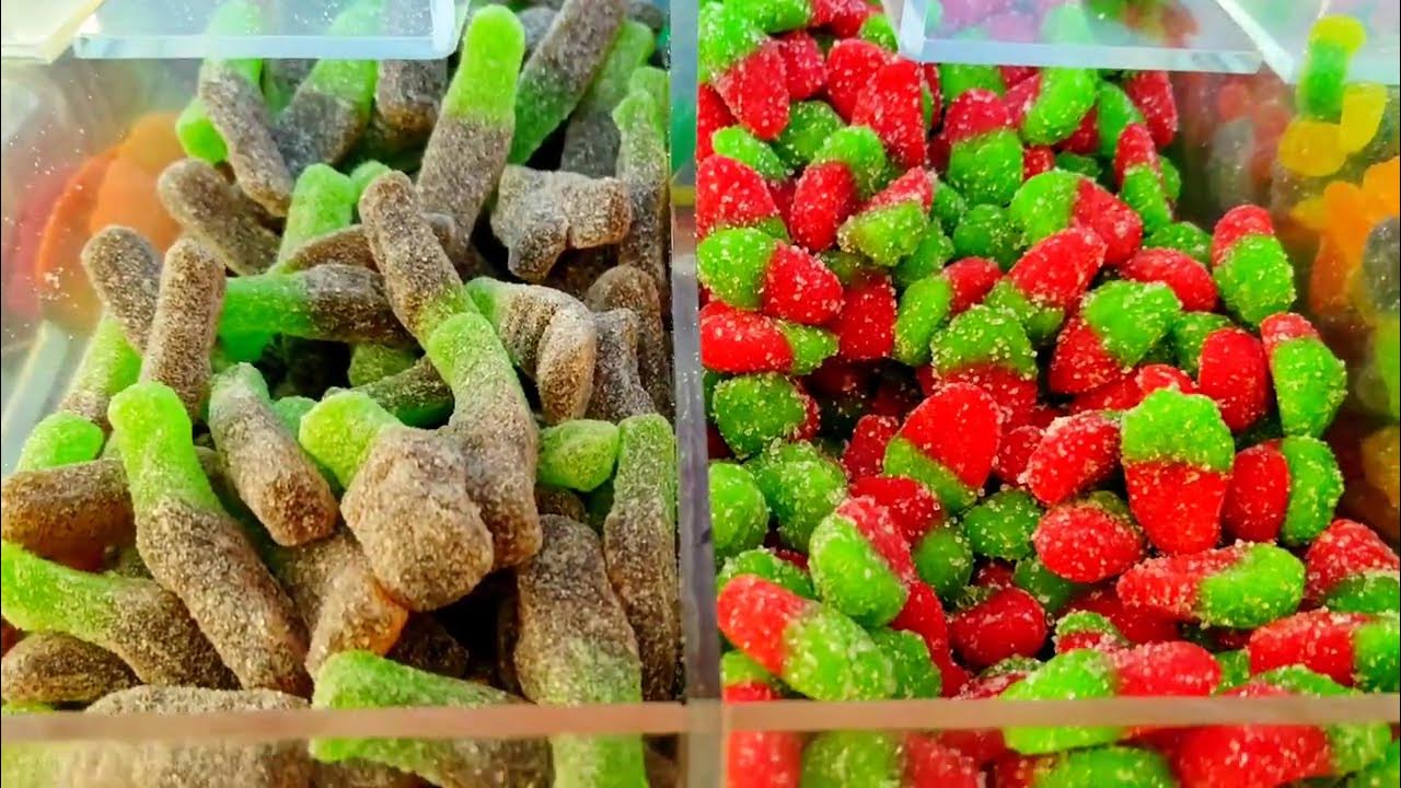 SWEET GUMMIES VS. SOUR GUMBALL CANDY'S 🍭🍭WHICH IS ONE FREAKING SATISFYING 🌈🌈 YouTube