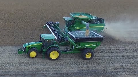 Bendixen Farms Soybean Harvest 2017