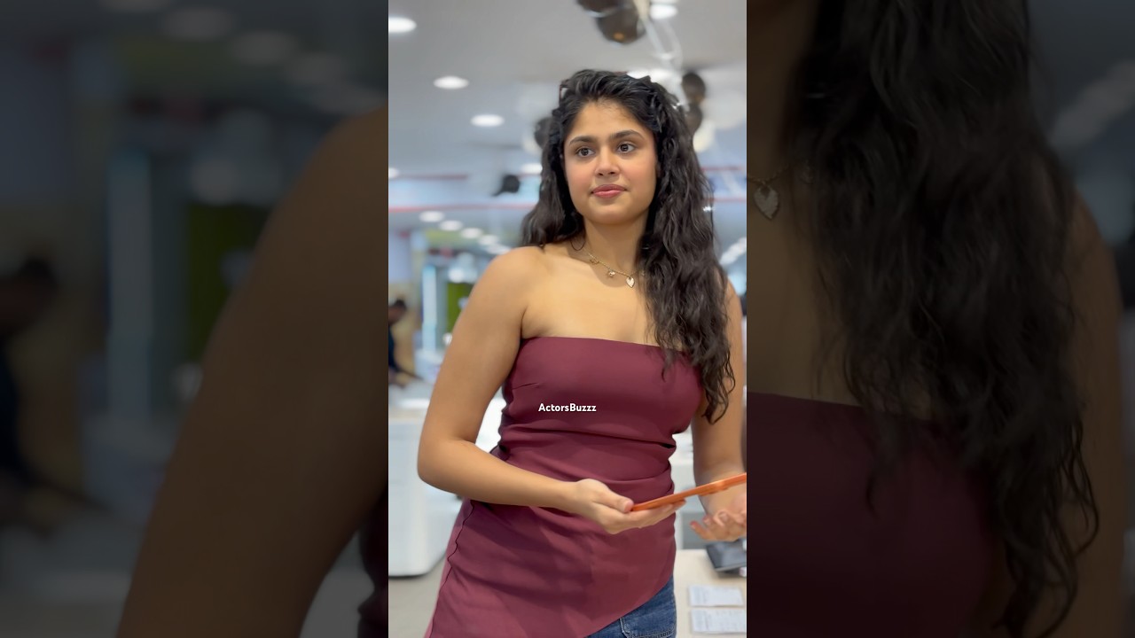 Actress Faria Abdullah ❤️‍🔥✨ Latest Visuals at iPhone 17 Launch at Bajaj Electronics in Punjagutta