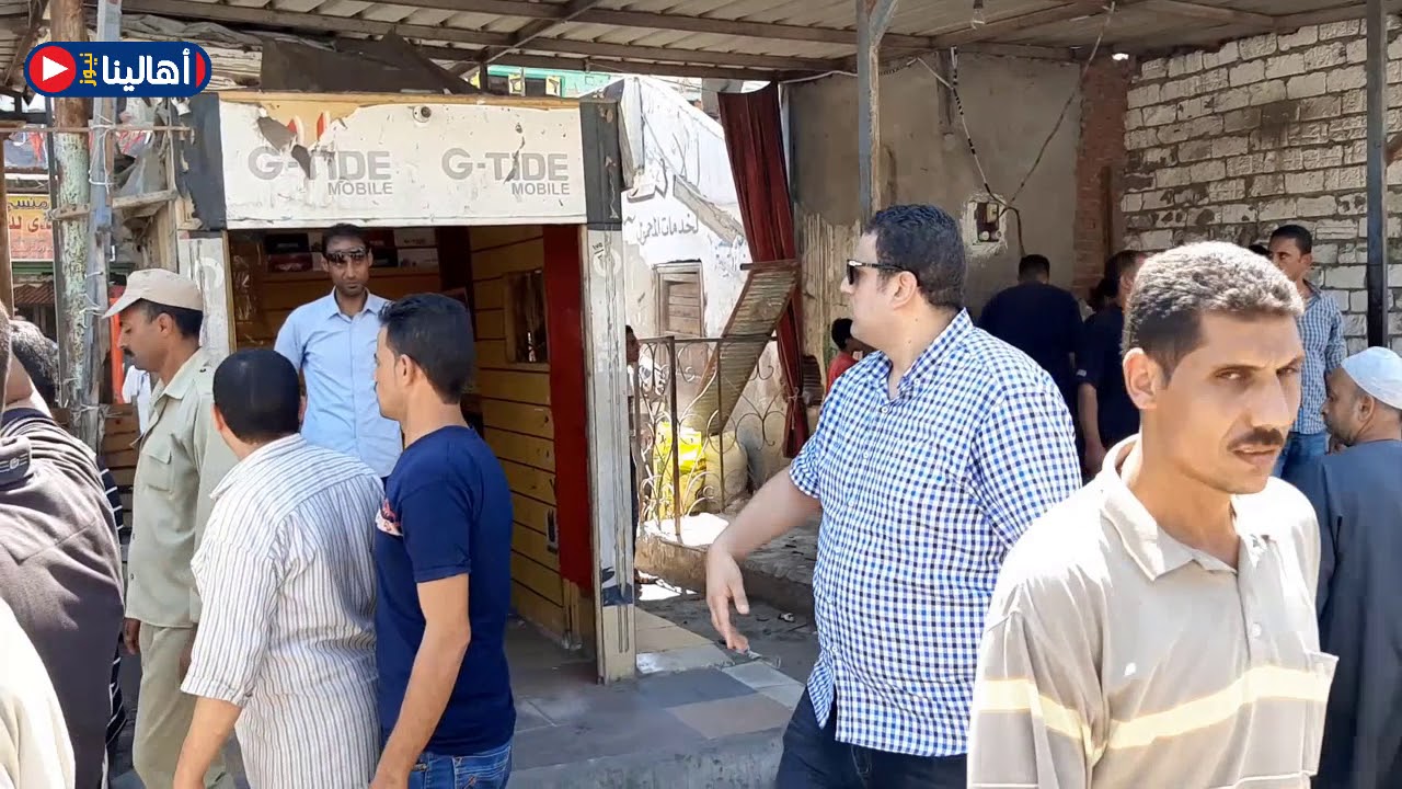 حملة ازالة مكبره للمحلات فى ارض موقف ابوحمص