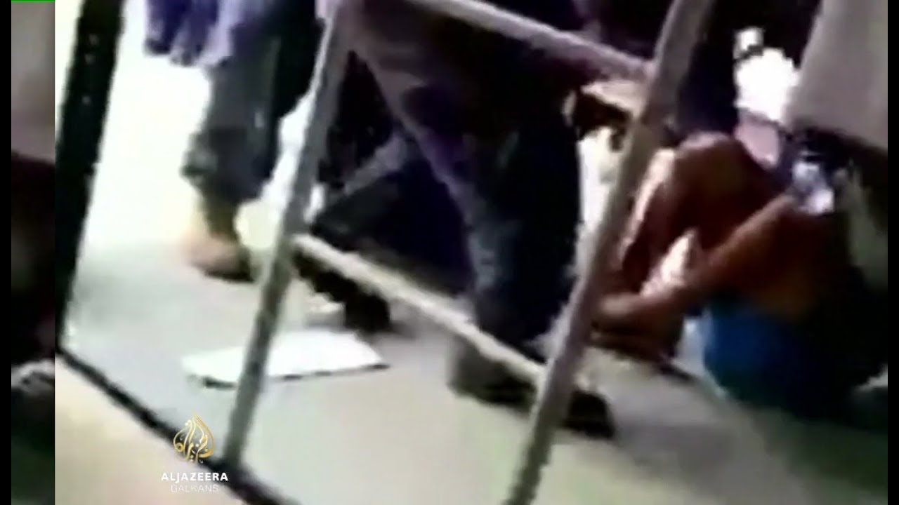 مانوس: نقل اللاجئين قسراً إلى أماكن إقامة جديدة